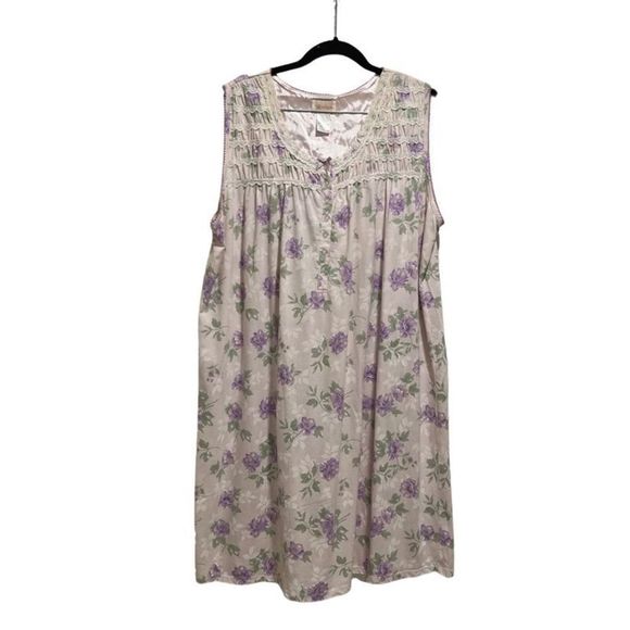 Barbizon Other - Vintage Barbizon Lavender Floral Nightgown